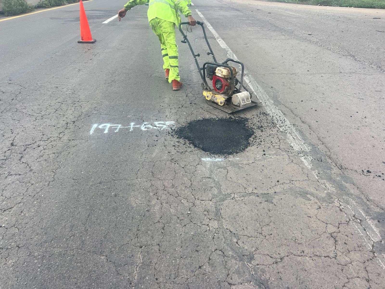 Trabajo de reparación de pavimento